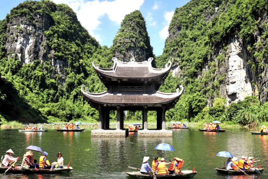 Ninh Binh 1 Day Trang An – Bai Dinh Pagoda