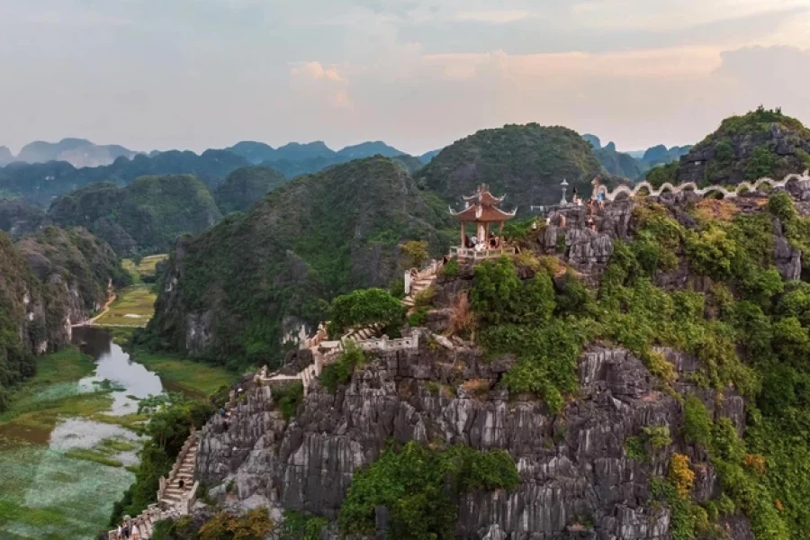 Ninh Binh 1 Day Mua Cave- Hoa Lu- Trang An